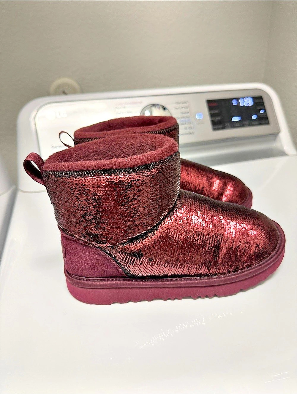 UGG Ultra Mini Chunky Sequin Winter Boots Burgundy